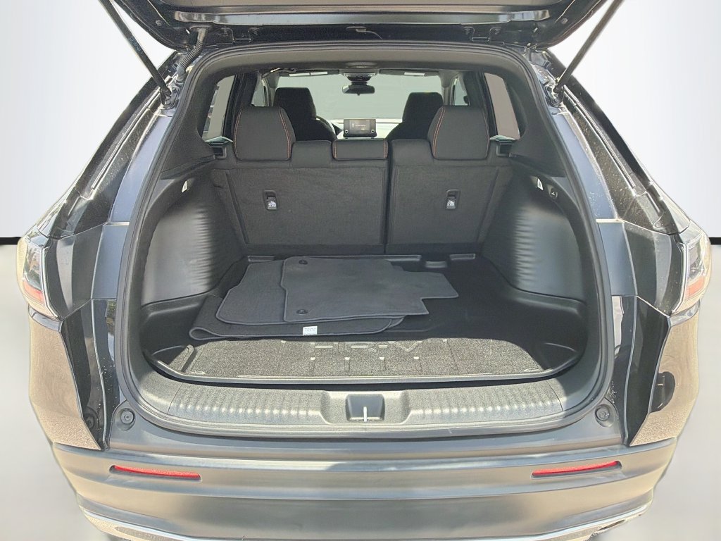 Certified 2023 Honda HR-V Sport image 25