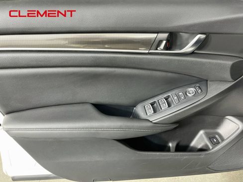Used 2022 Honda Accord Sport image 26