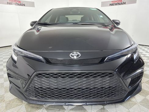 Used 2025 Toyota Corolla SE image 8