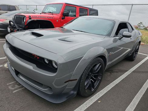 Used 2019 Dodge Challenger R/T Scat Pack image 4