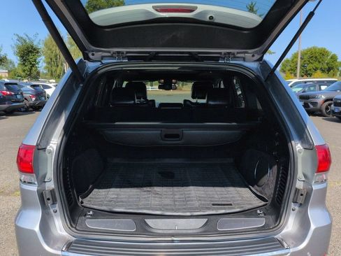 Used 2016 Jeep Grand Cherokee Overland AWD/4WD image 26