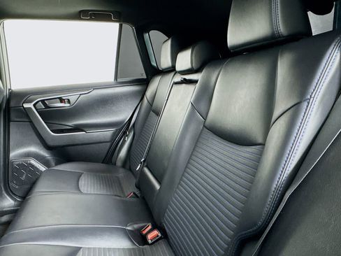 Used 2020 Toyota RAV4 XSE AWD/4WD image 12