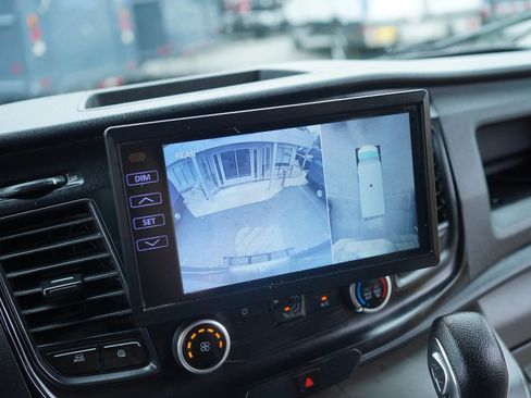 Used 2021 Ford Transit 350 DRW RWD image 19