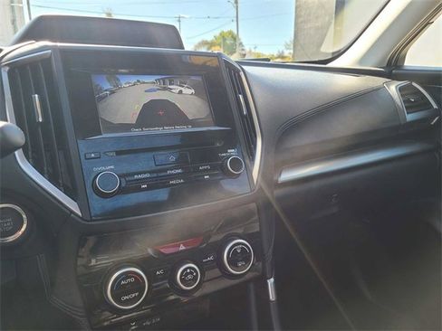 Used 2022 Subaru Forester Premium image 33