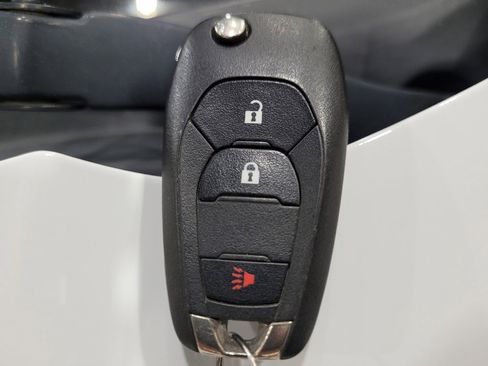 Used 2020 Chevrolet Spark LT image 32