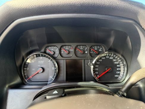 Used 2015 Chevrolet Silverado 1500 W/T w/ Trailering Package RWD image 11