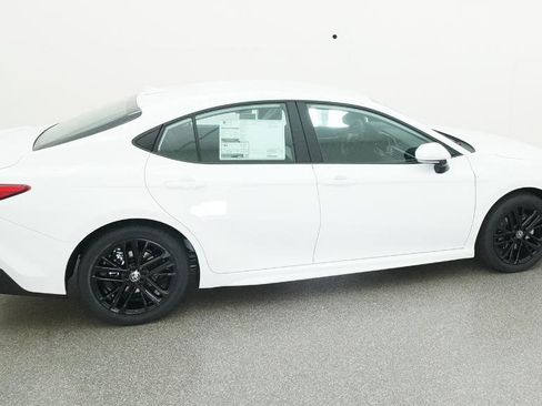 New 2026 Toyota Camry SE image 73