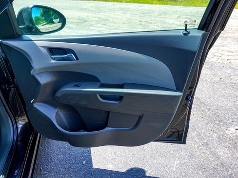 Used 2014 Chevrolet Sonic LT image 25