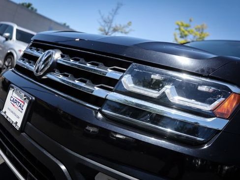 Used 2018 Volkswagen Atlas SEL Premium AWD/4WD image 16
