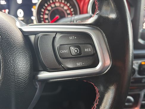 Used 2020 Jeep Gladiator Rubicon AWD/4WD image 19