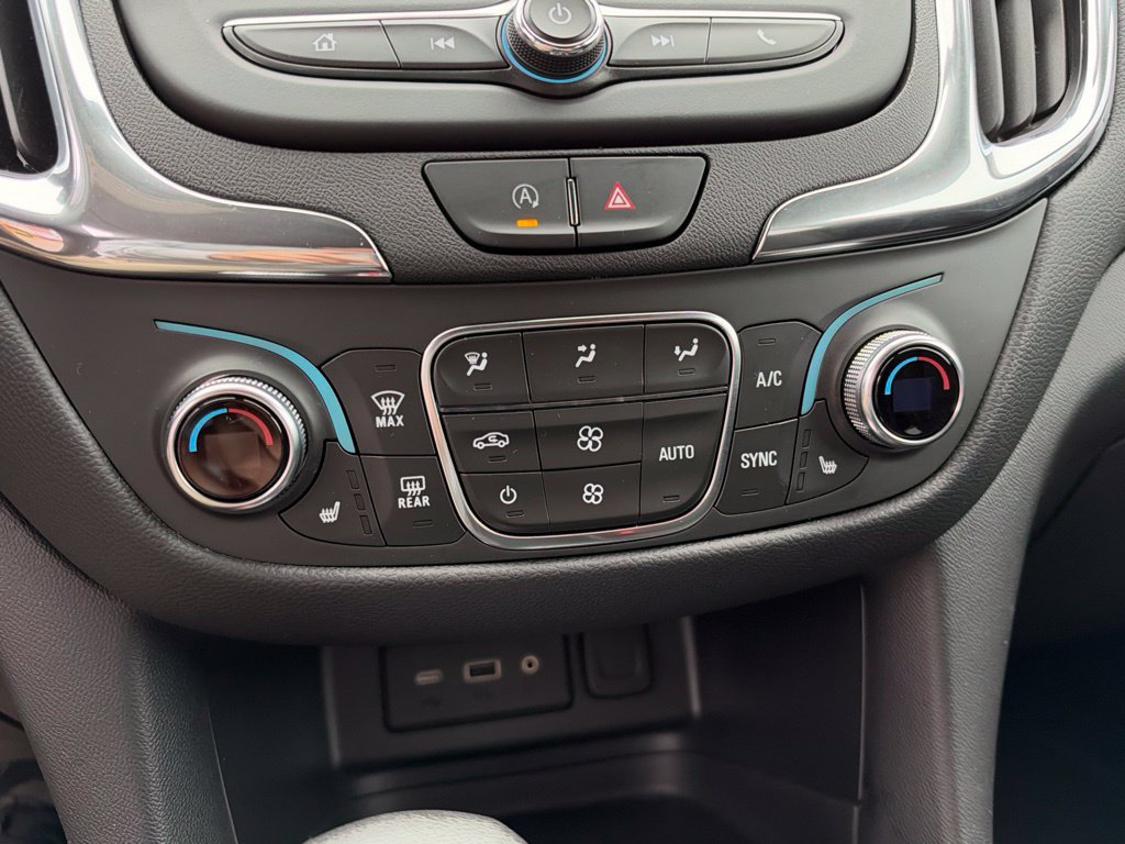 Used 2023 Chevrolet Equinox LT FWD image 22