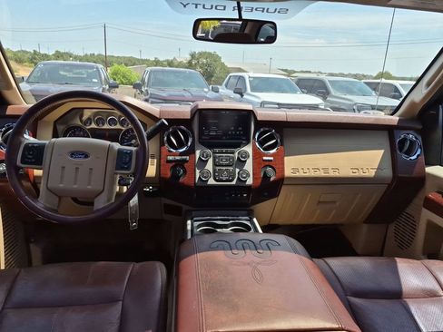 Used 2014 Ford F250 King Ranch w/ FX4 Off-Road Package AWD/4WD image 33