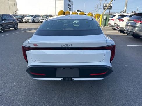 Used 2025 Kia K4 LXS image 7