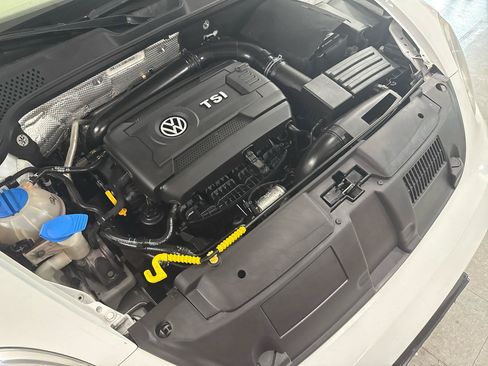 Used 2016 Volkswagen Beetle 1.8T FWD image 61