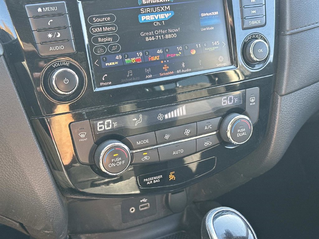 Used 2019 Nissan Rogue SV AWD/4WD image 31