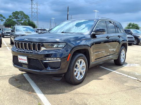 Used 2023 Jeep Grand Cherokee Limited RWD image 27