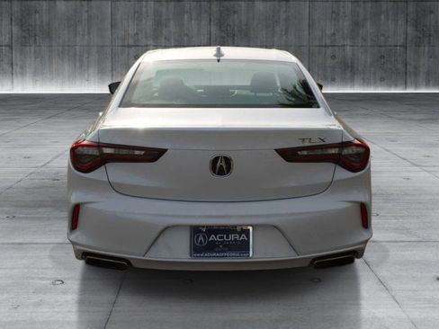 Used 2023 Acura TLX image 4