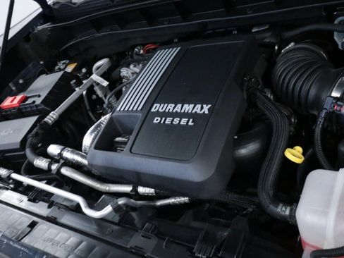 Used 2024 GMC Sierra 1500 Denali AWD/4WD image 8