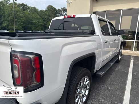 Used 2018 GMC Sierra 1500 Denali image 3
