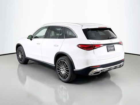 New 2026 Mercedes-Benz GLC 300 4MATIC image 5