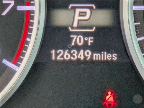 Used 2016 Acura ILX w/ Technology Plus Package image 12