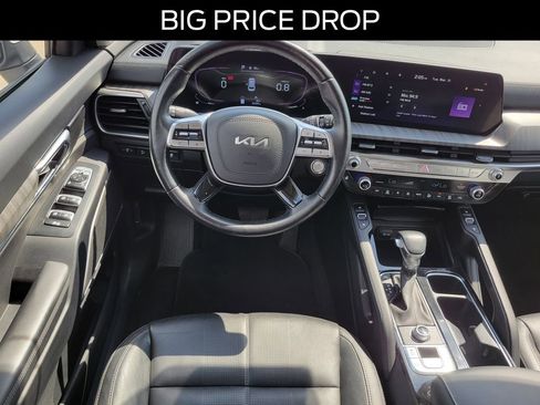 Used 2024 Kia Telluride EX w/ EX Captain's Chair Package AWD/4WD image 9