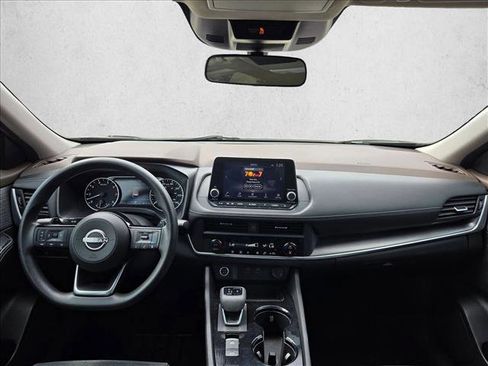 Used 2023 Nissan Rogue SV image 13