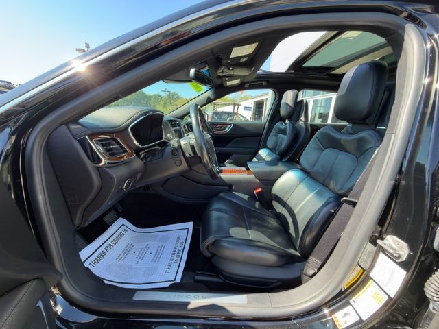 Used 2017 Lincoln Continental Reserve w/ Climate Package AWD/4WD image 22