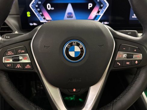 Certified 2023 BMW i4 eDrive35 image 17