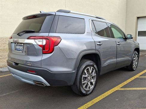 Used 2022 GMC Acadia SLE w/ Driver Convenience Package image 7