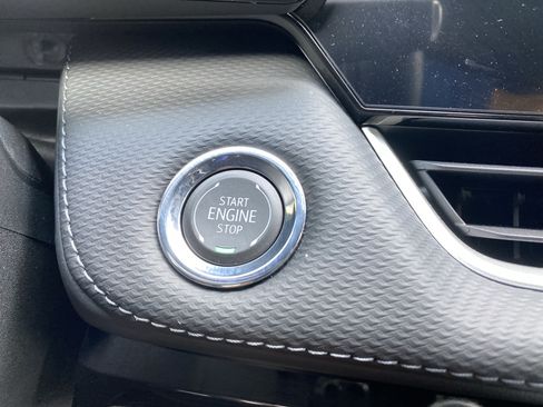 Used 2026 Chevrolet Equinox LT FWD image 26