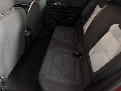 Used 2024 Chevrolet Trax RS w/ Driver Confidence Package image 25