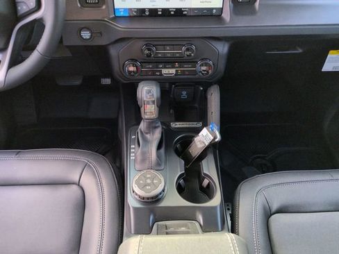 New 2025 Ford Bronco Big Bend w/ Black Diamond Package image 18