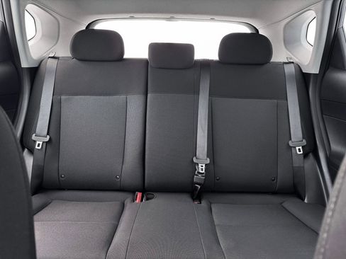 New 2026 Hyundai Kona SE image 17