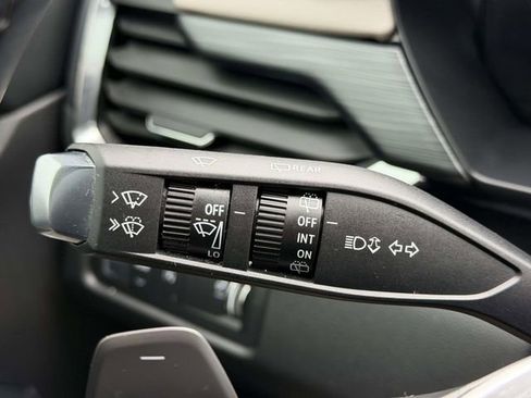 Used 2024 GMC Acadia Elevation w/ Trailering Package image 18