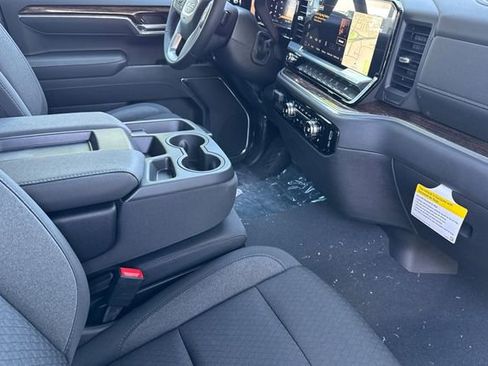 New 2026 GMC Sierra 1500 SLE AWD/4WD image 17