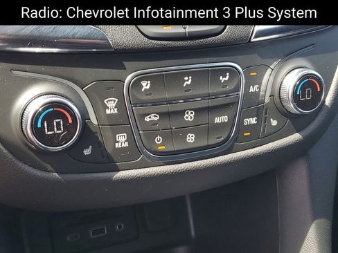 Certified 2024 Chevrolet Equinox LT FWD image 17