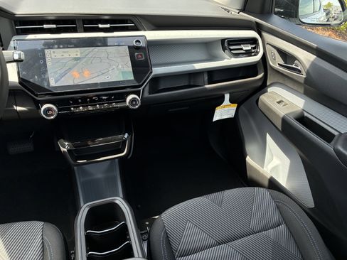 New 2027 Chevrolet Bolt LT w/ Comfort Package FWD image 18