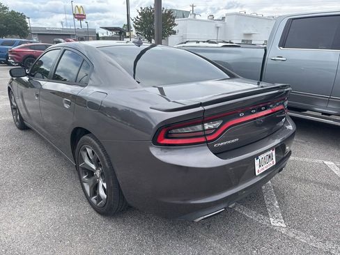 Used 2015 Dodge Charger R/T RWD image 7