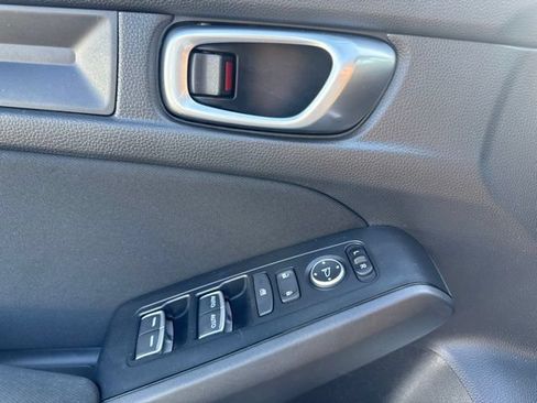 Used 2024 Honda Civic Sport image 17