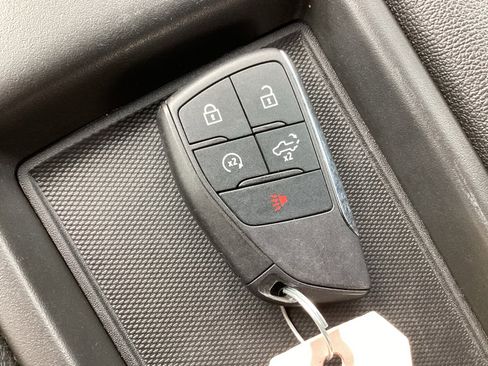 Used 2024 Chevrolet Silverado 1500 LT w/ Z71 Off-Road Package image 35