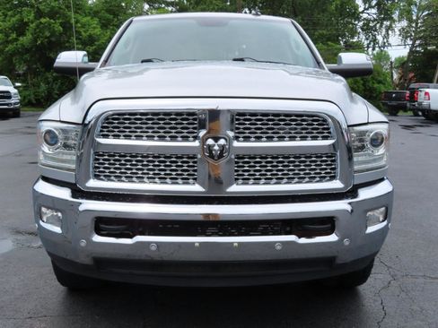 Used 2017 RAM 2500 Laramie AWD/4WD image 9