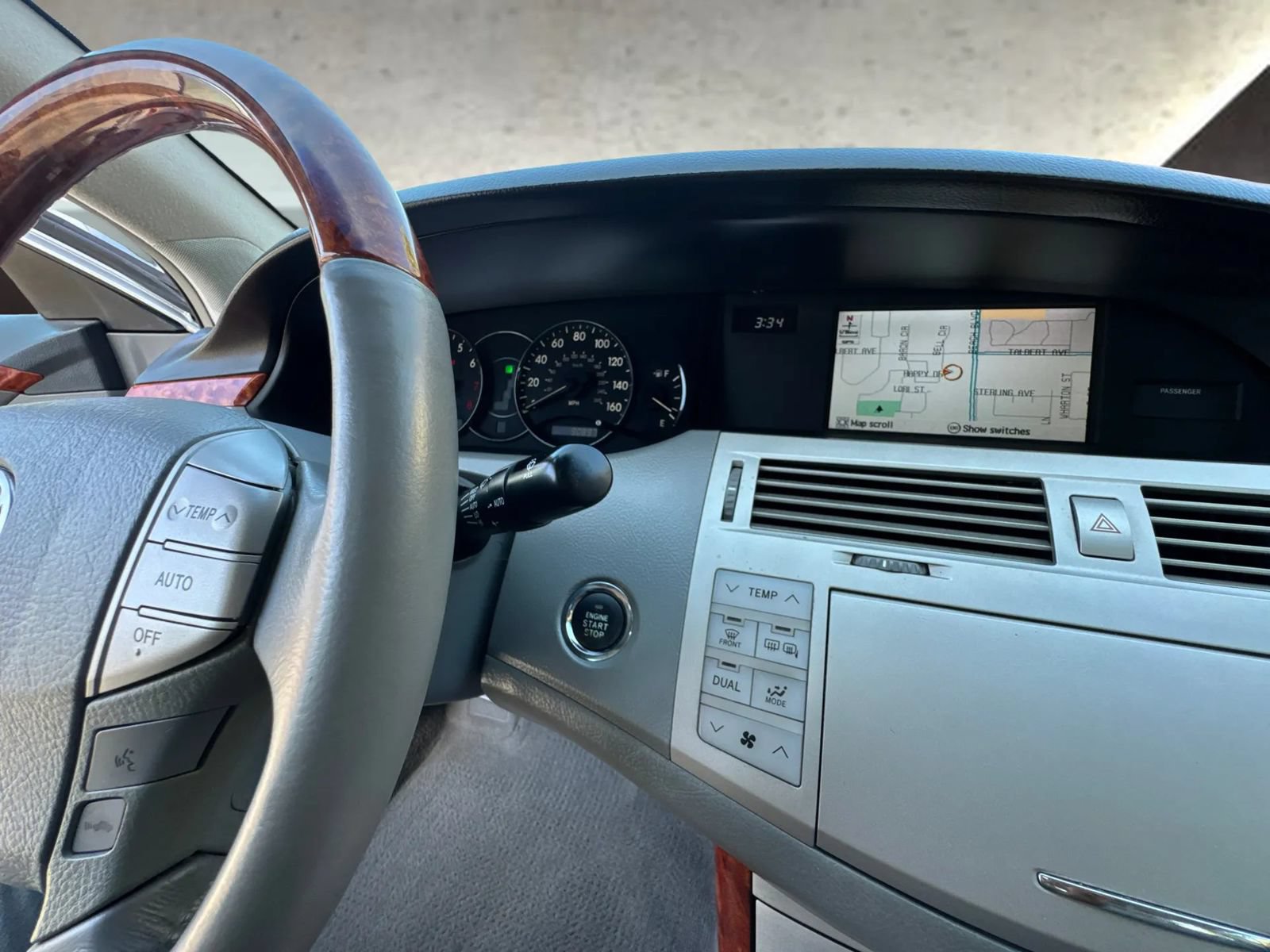 Used 2007 Toyota Avalon Limited FWD image 32