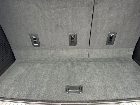 Used 2021 GMC Yukon Denali image 18