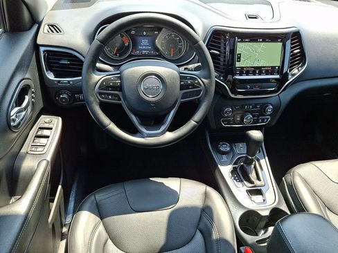 Used 2019 Jeep Cherokee Limited AWD/4WD image 10