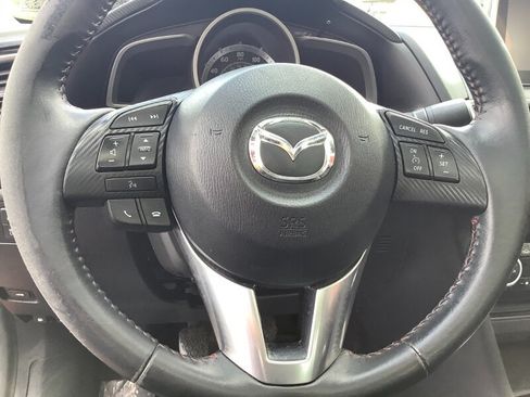 Used 2015 MAZDA MAZDA3 i Touring w/ Technology Package FWD image 31