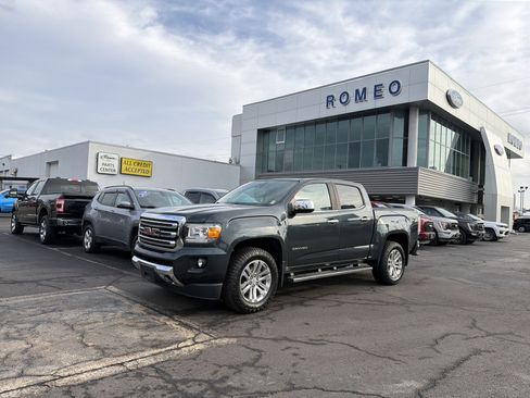 Used 2017 GMC Canyon SLT w/ Driver Alert Package image 1