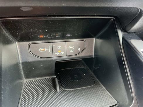 Used 2024 Kia Sorento S image 34