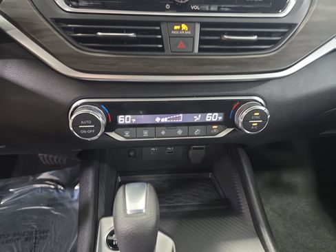 New 2026 Nissan Altima 2.5 SV w/ SV Special Edition Package image 24