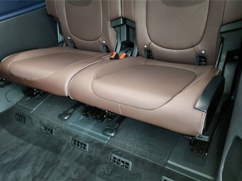 Used 2025 Volkswagen ID. Buzz Pro S image 29